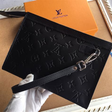 portemonnaie louis vuitton|Louis Vuitton wallet wristlet.